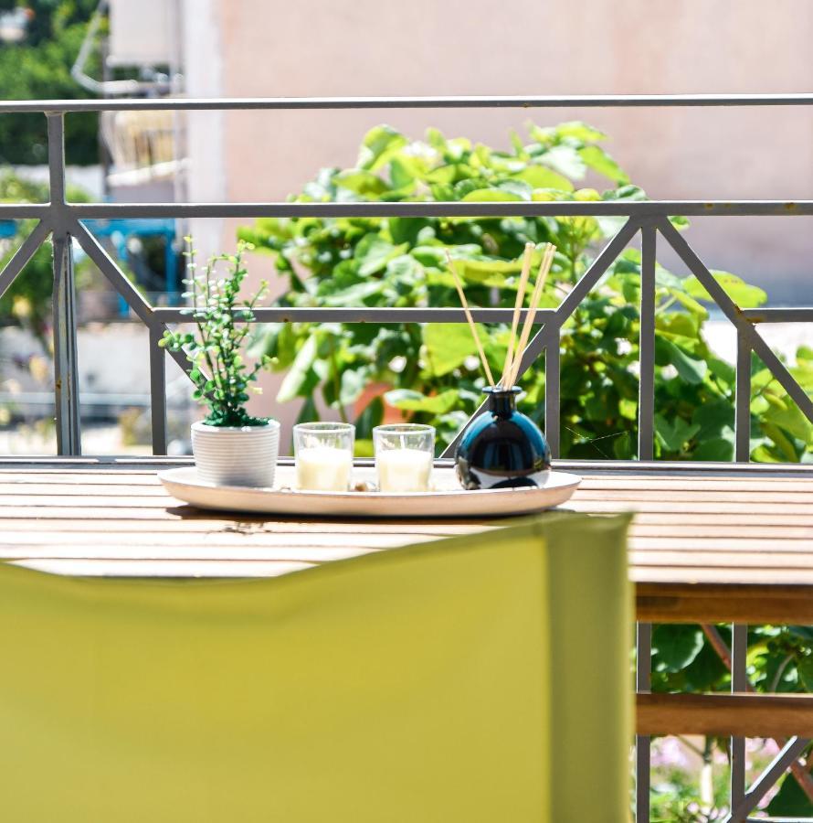 Spacious & Bright Flat With Balcony Lavrion Ngoại thất bức ảnh