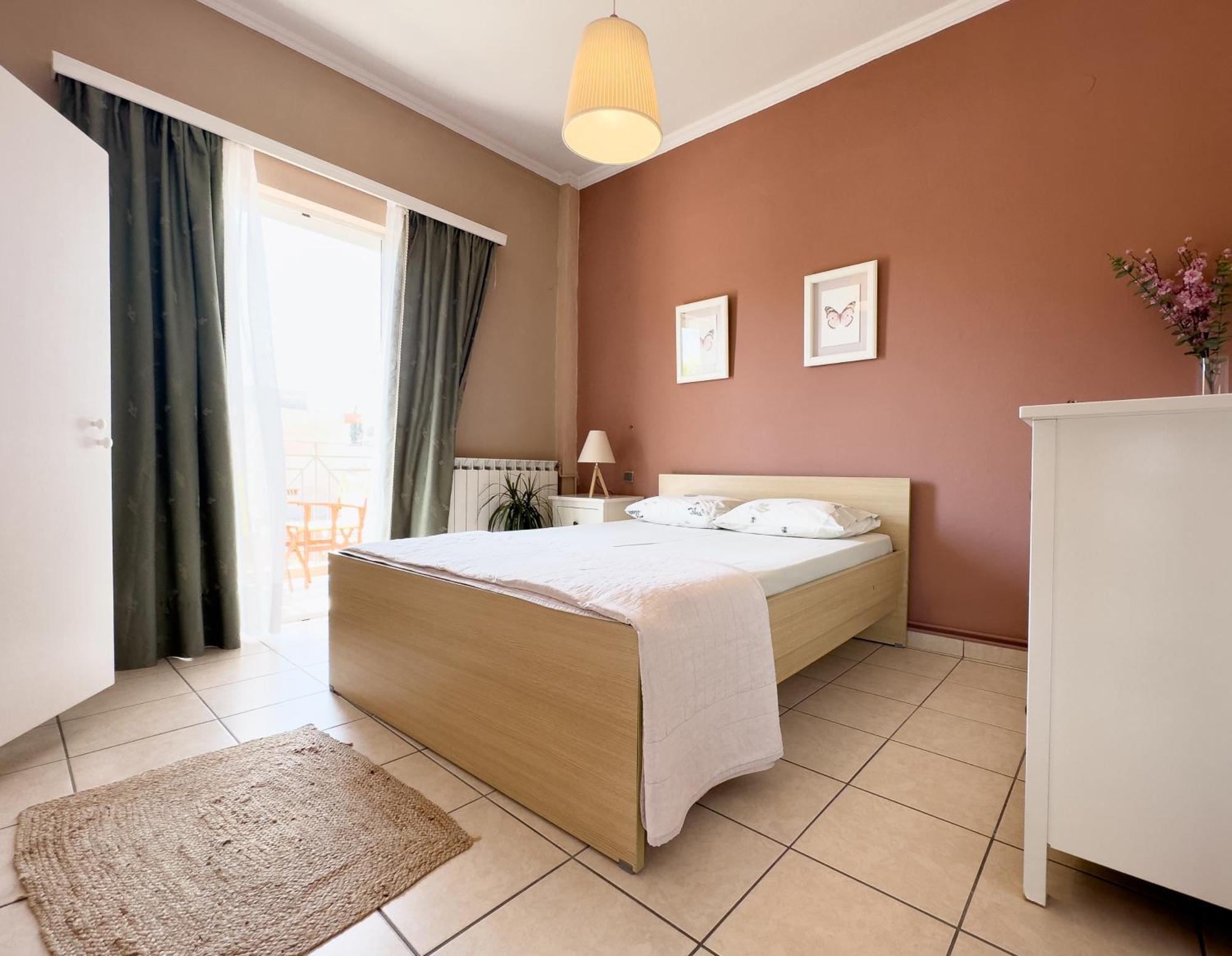 Spacious & Bright Flat With Balcony Lavrion Ngoại thất bức ảnh