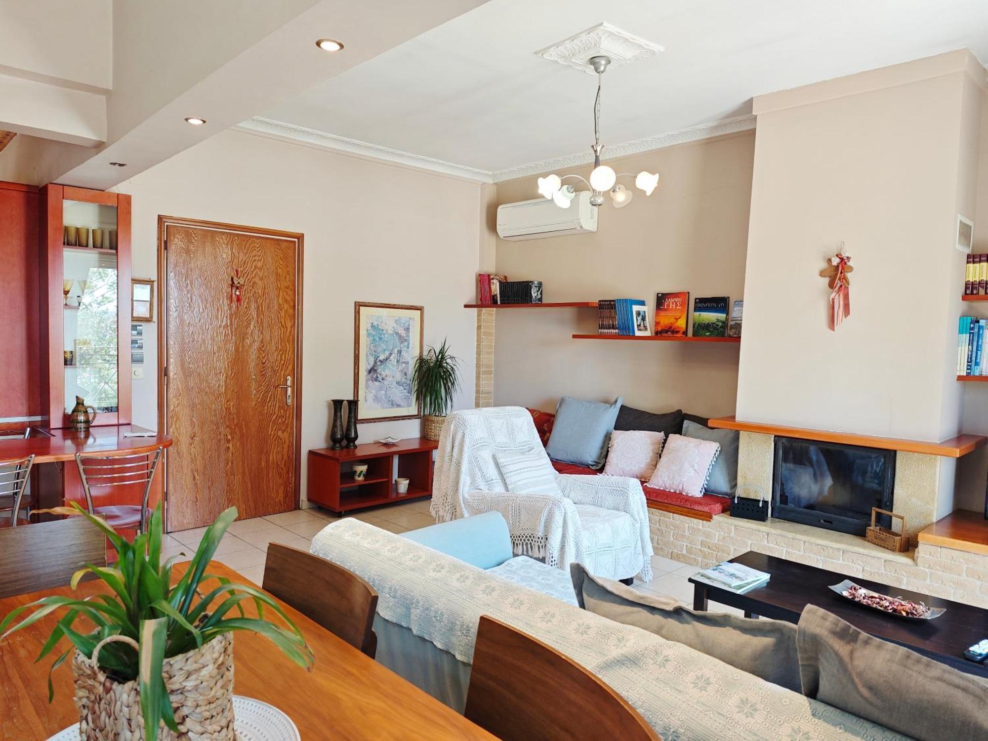 Spacious & Bright Flat With Balcony Lavrion Ngoại thất bức ảnh